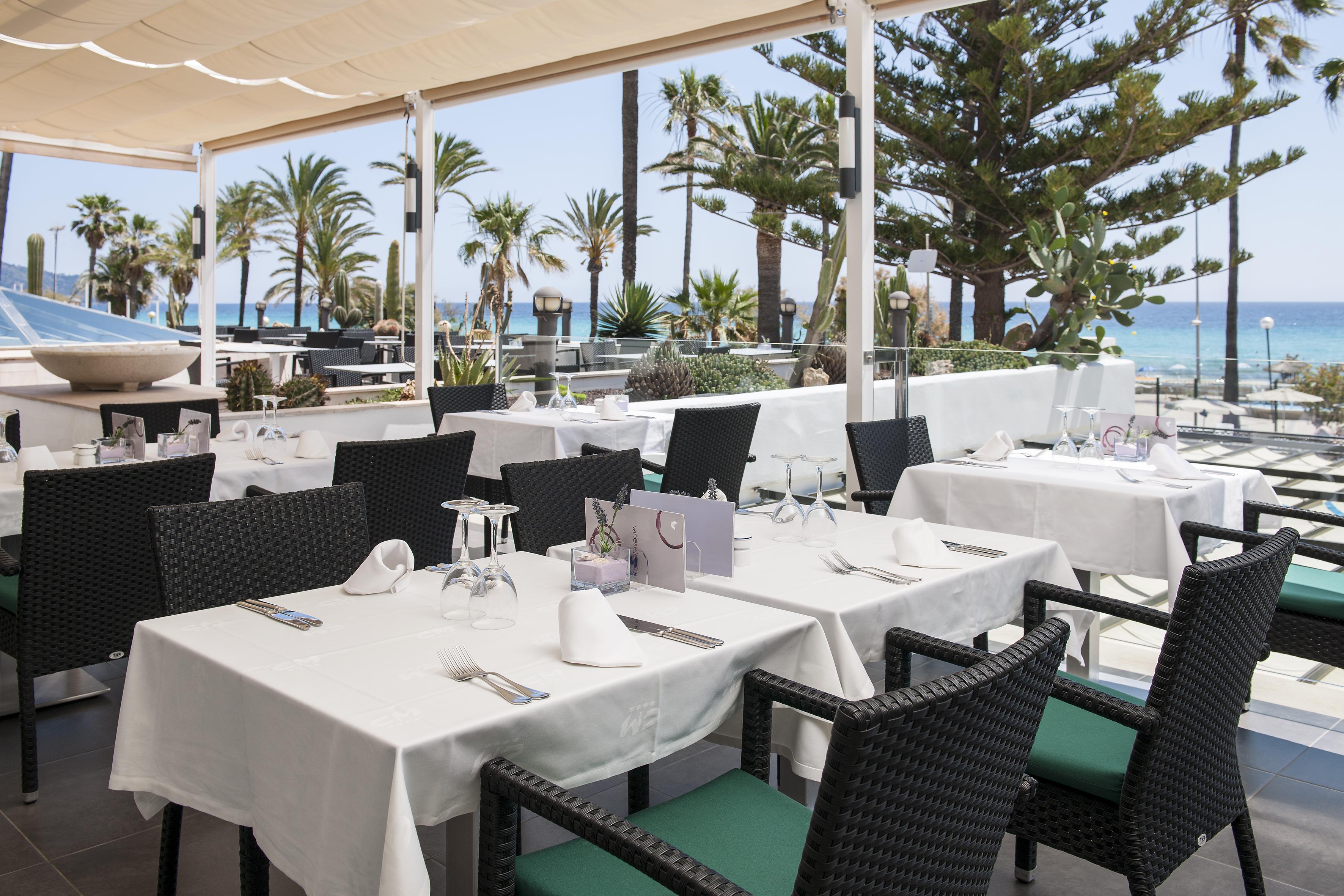 Cm Playa Del Moro Hotel Cala Millor  Ngoại thất bức ảnh