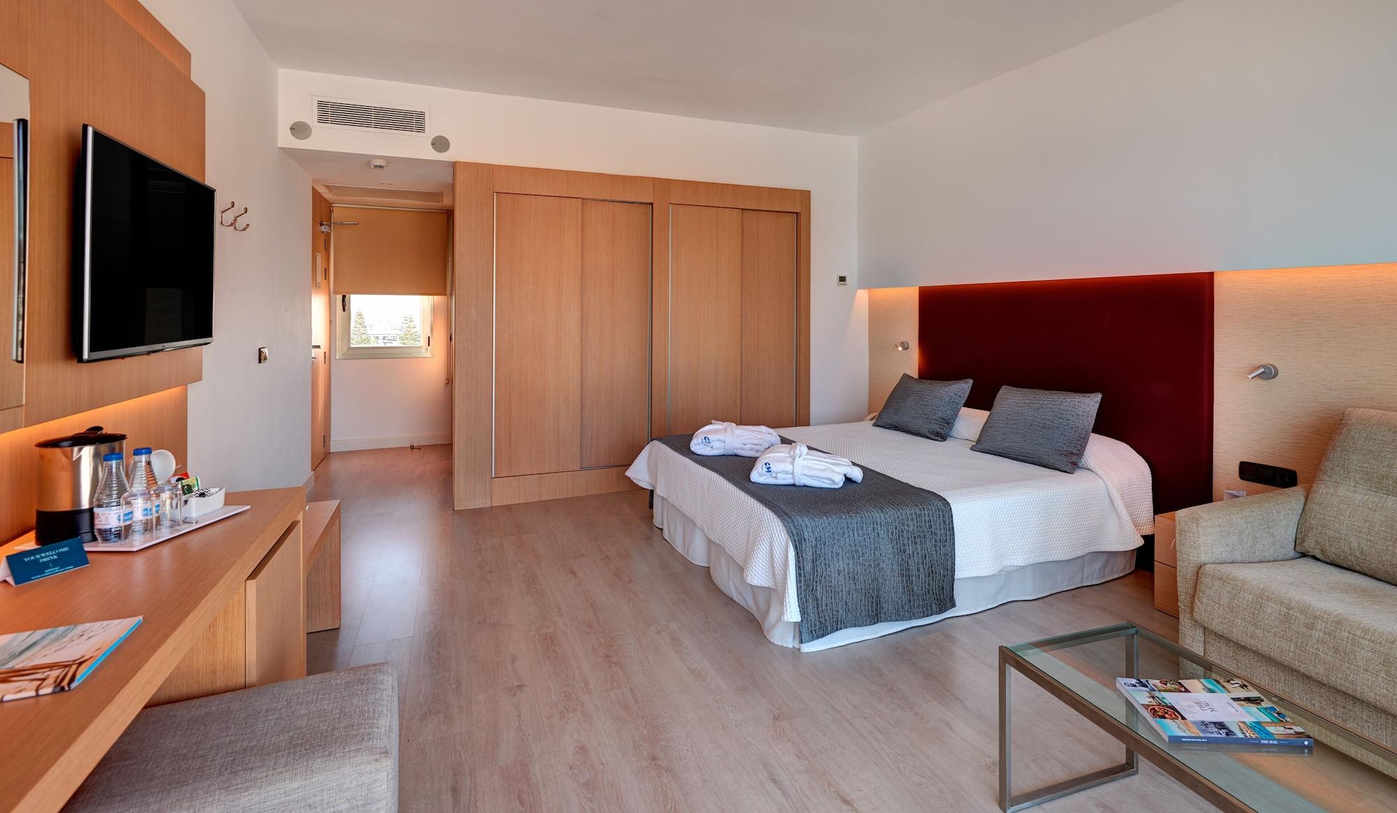 Cm Playa Del Moro Hotel Cala Millor  Ngoại thất bức ảnh
